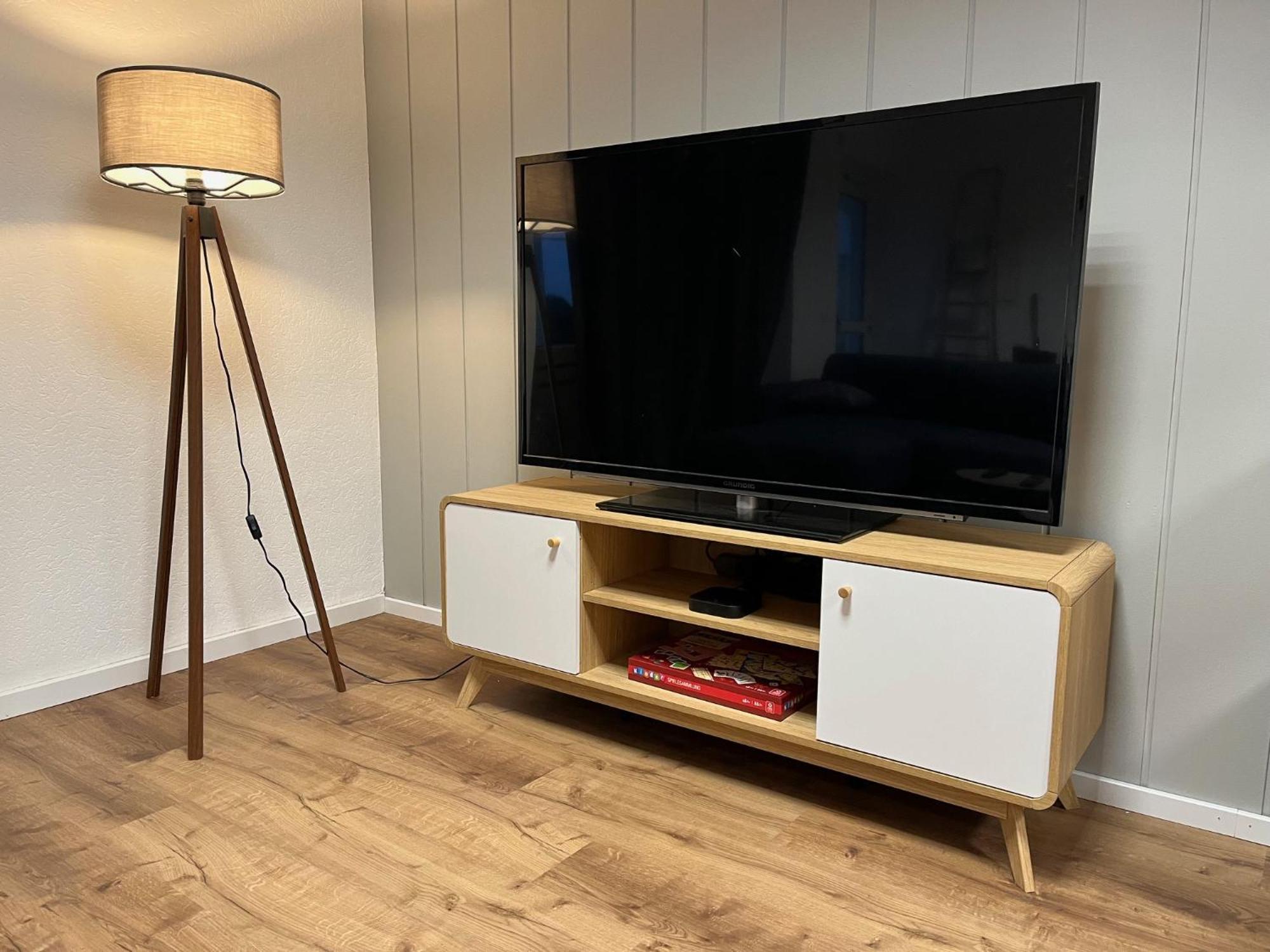 Weimotel Am See Mit Parkplatz, Kueche Und Hdtv Weimar  Dış mekan fotoğraf