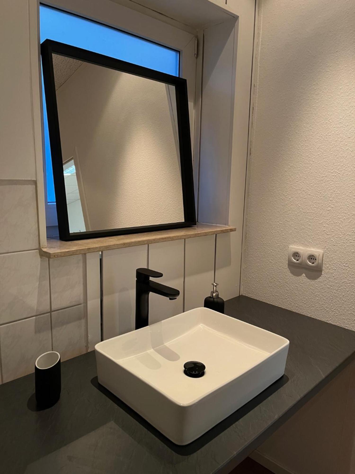 Weimotel Am See Mit Parkplatz, Kueche Und Hdtv Weimar  Dış mekan fotoğraf