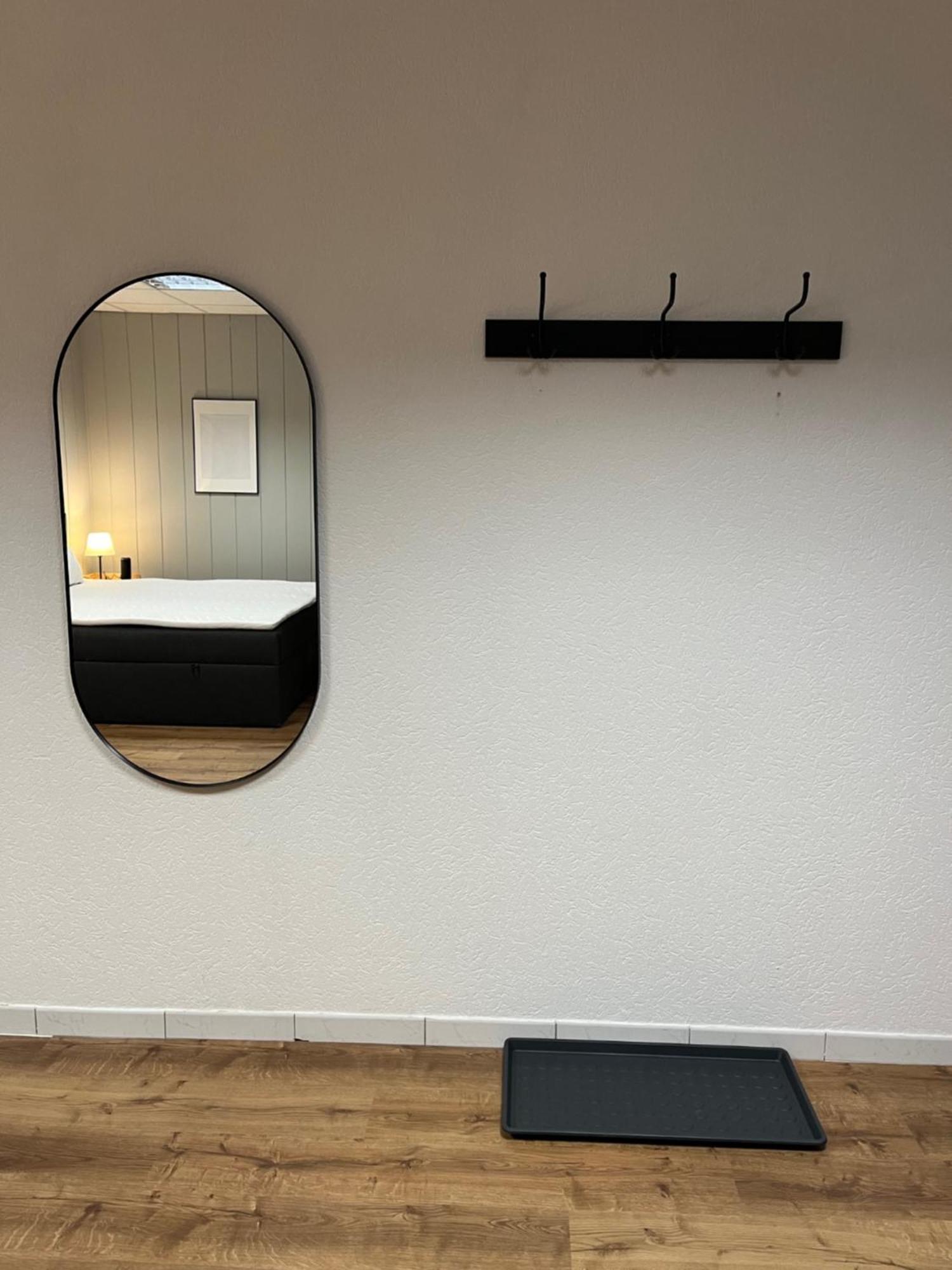 Weimotel Am See Mit Parkplatz, Kueche Und Hdtv Weimar  Dış mekan fotoğraf